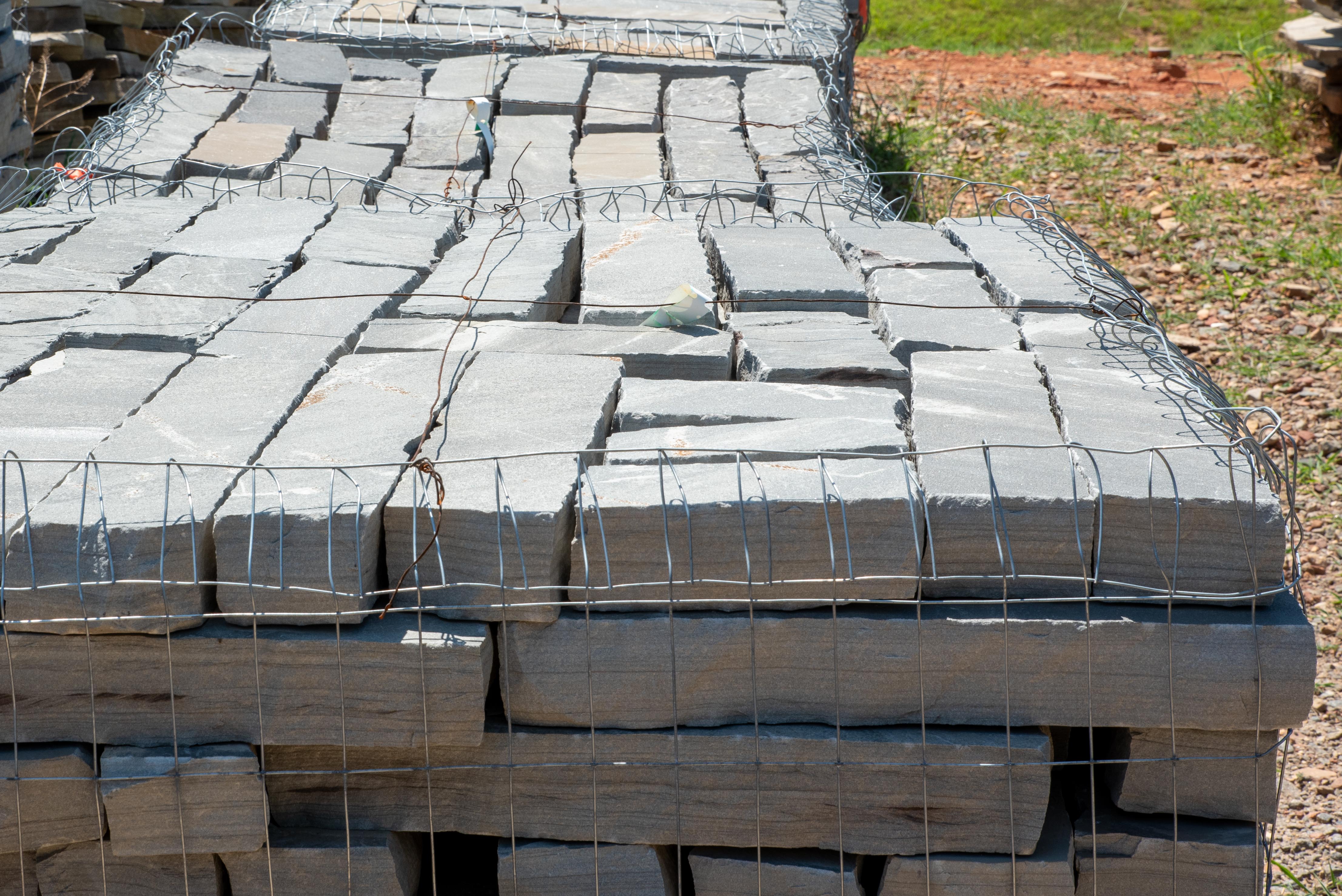 Long Cobble Rubble Stone
